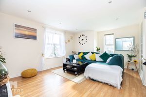 Photo 1- click for photo gallery